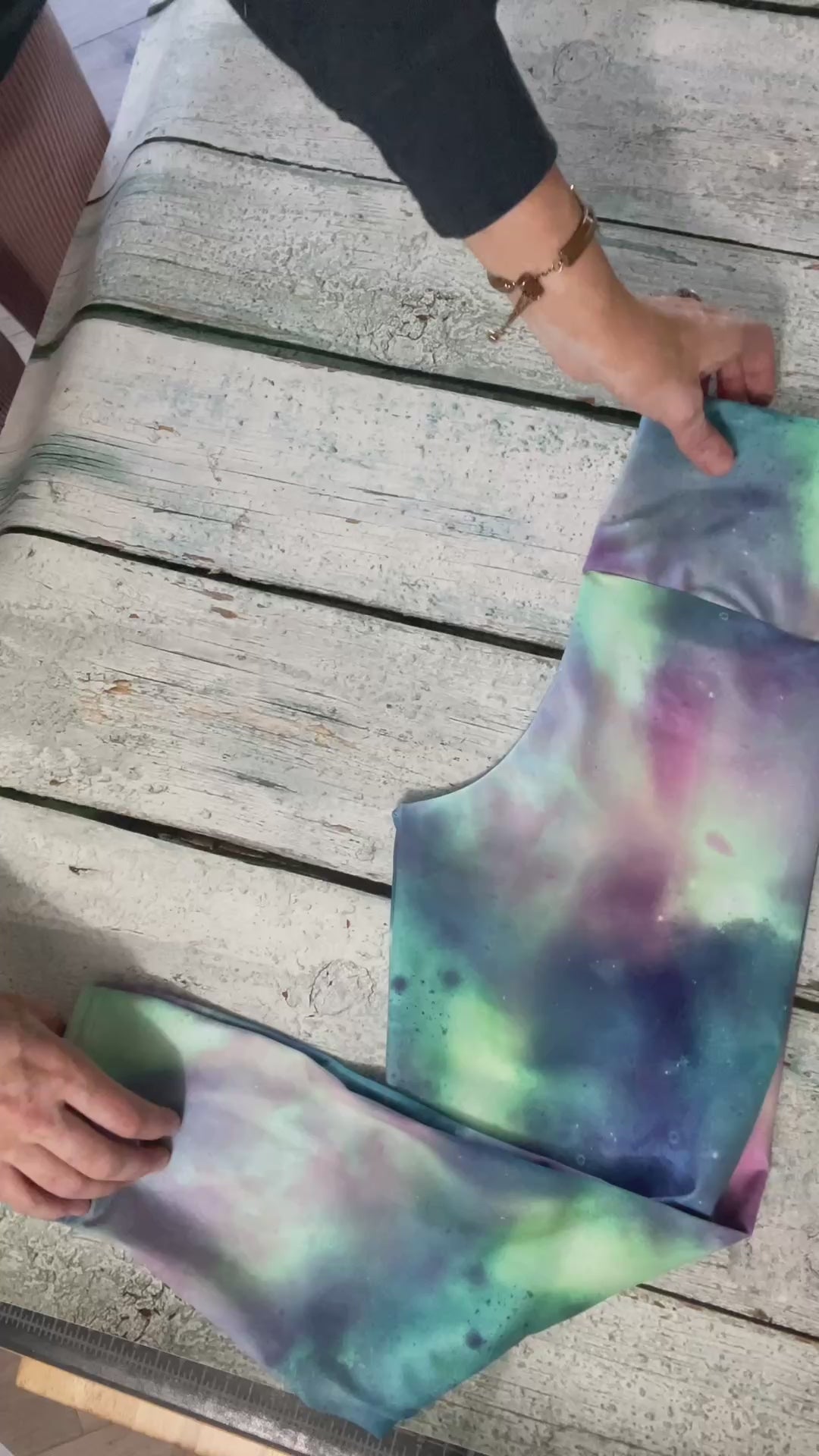 Galaxy Capri Leggings - Small